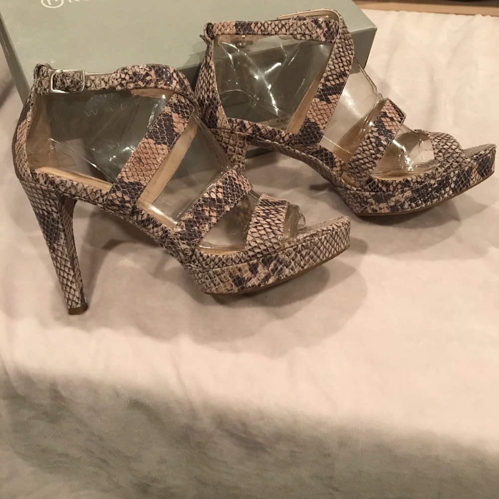 Rockport high heel strappy sandal. NEW size 10